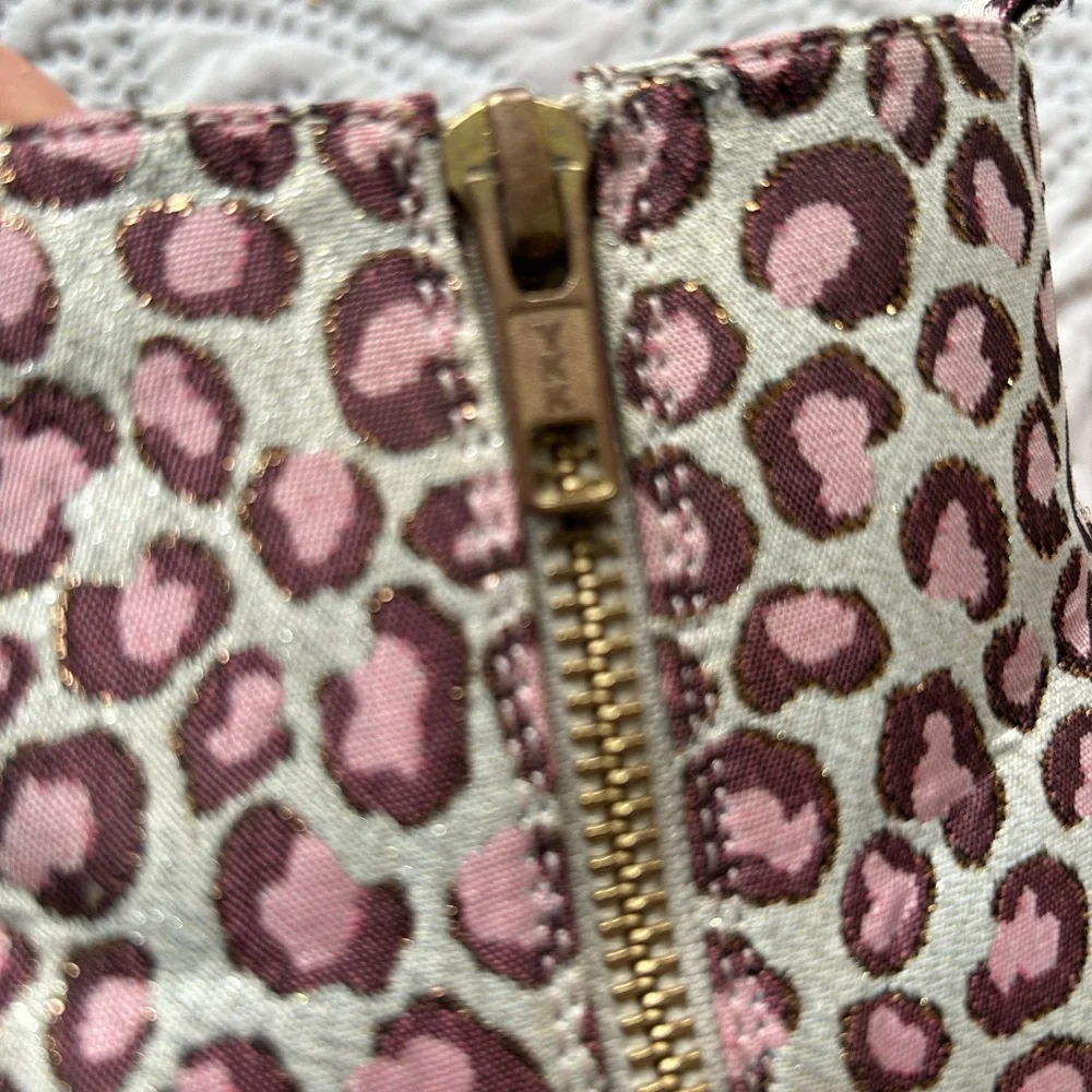 Janie and Jack short metallic animal print boots. Off white w/ pink and brown. 3